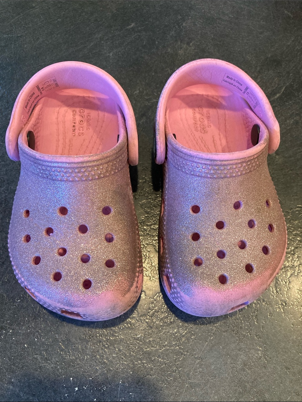 Kids Crocs pink glitter closed toe sandals shoes size 6